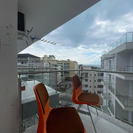 Pllumi Apartamento Shëngjin